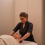 Pavillon Faubourg Saint-germain & Hotel 5*