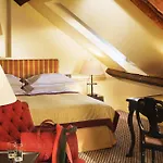 Pavillon Faubourg Saint-germain & 5*
