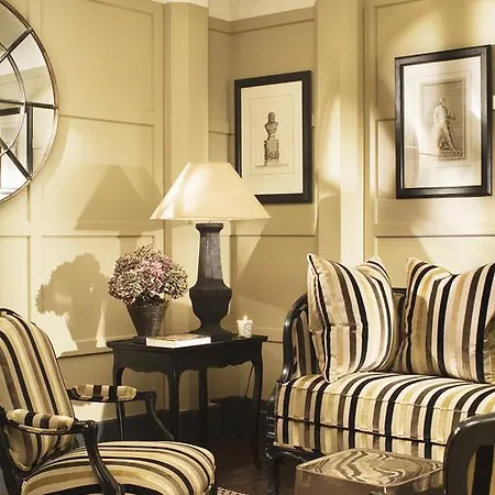Pavillon Faubourg Saint-germain & Hotel 5*