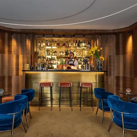 Pavillon Faubourg Saint-germain & 5*