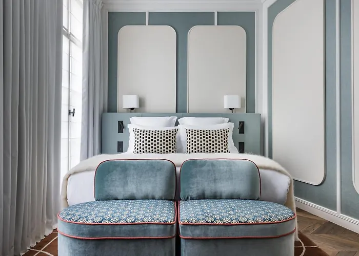 Pavillon Faubourg Saint-germain & Hotel 5*