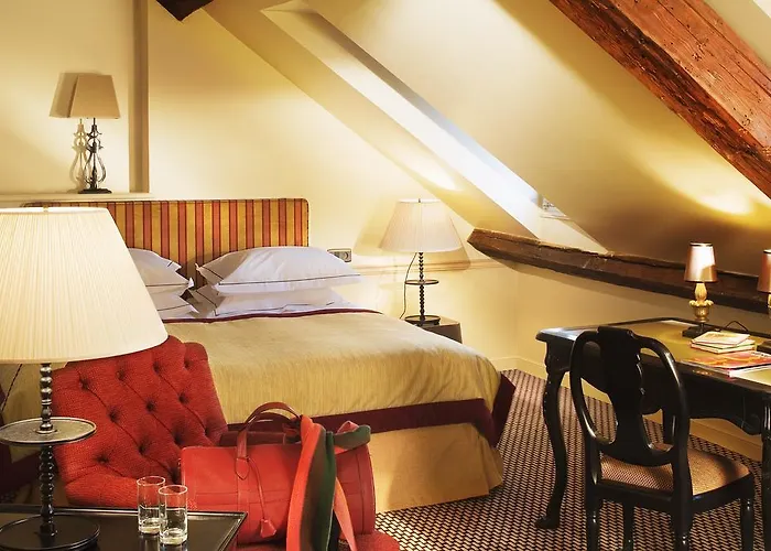 Pavillon Faubourg Saint-germain & 5*