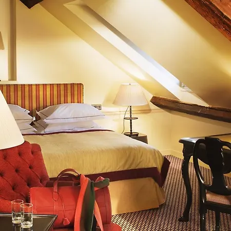 Pavillon Faubourg Saint-germain & 5*